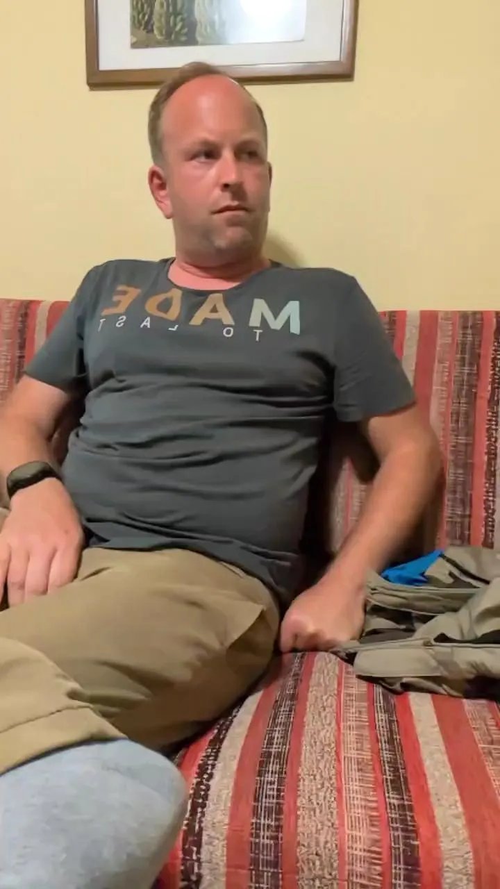 Offline 34yochemcock on Cam4