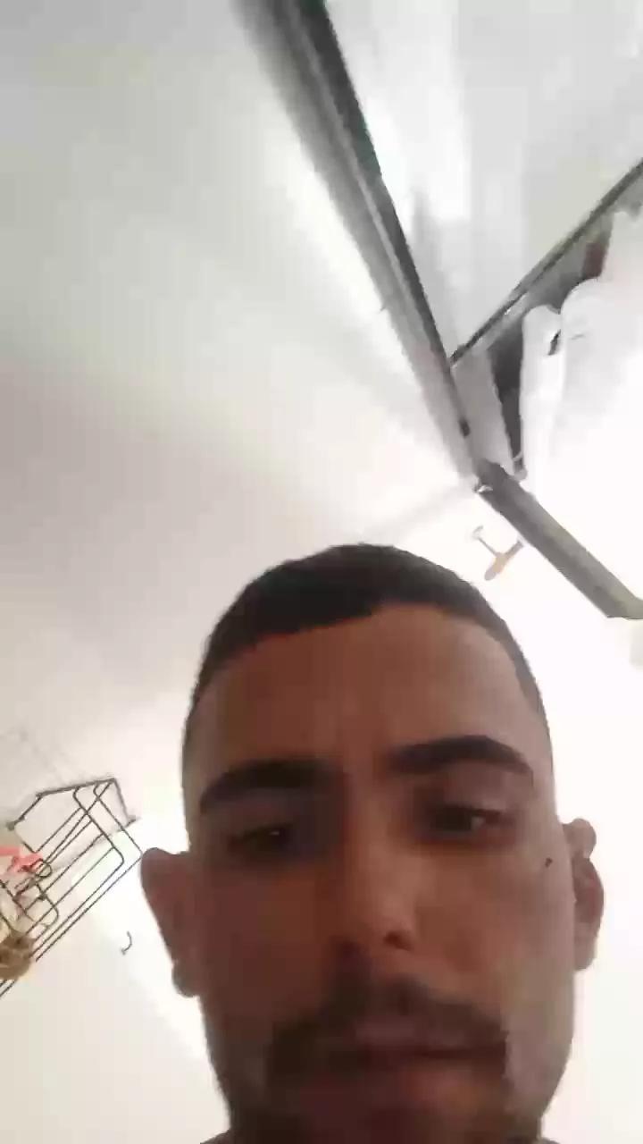 AbrahaoLutador on Cam4 