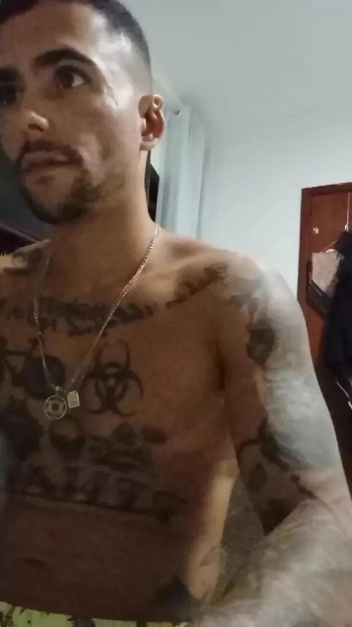 AbrahaoLutador on Cam4 