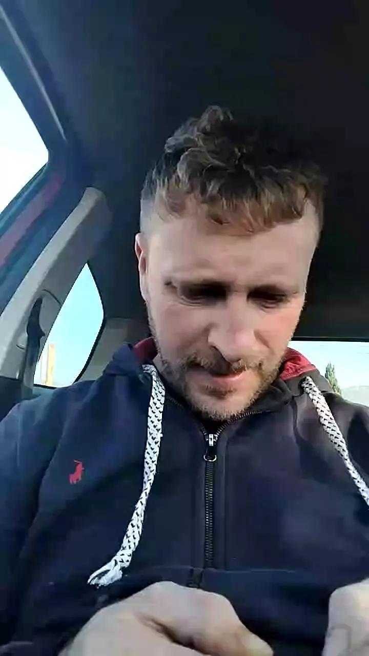 Alegti88 on Cam4 