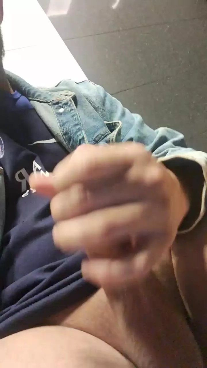 Offline Alekikocgh on Cam4