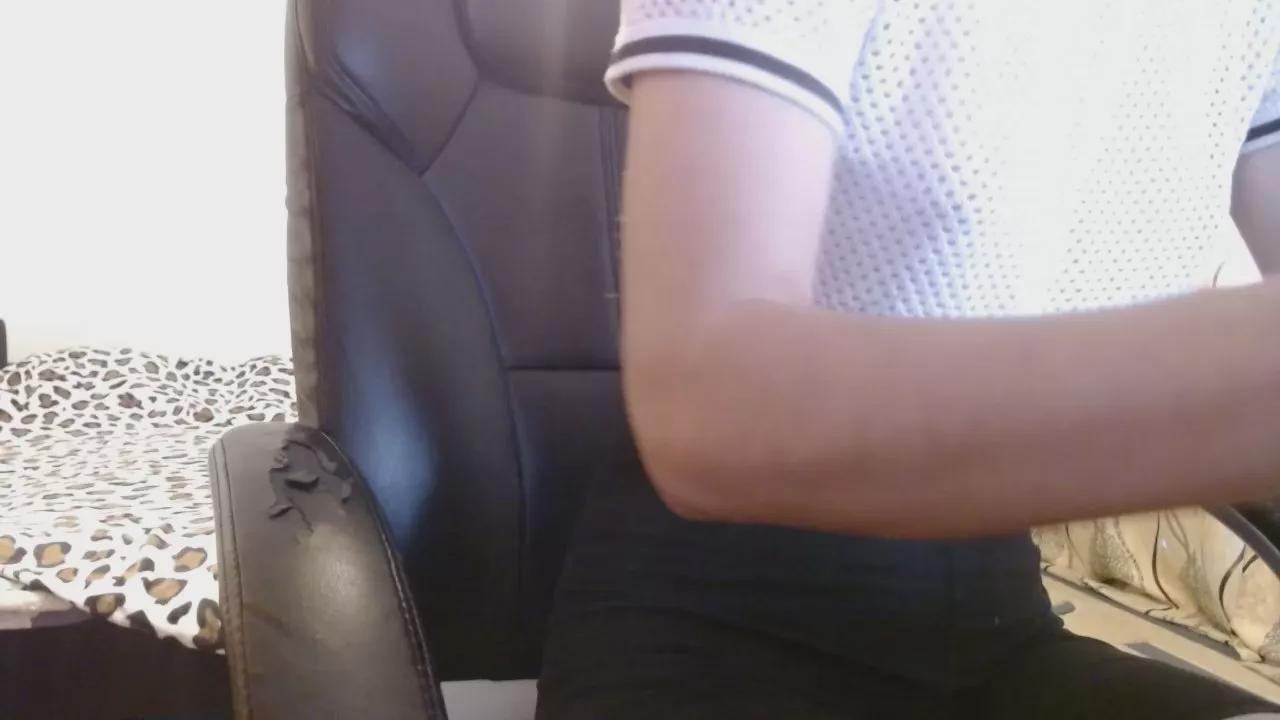 Amedeia on Cam4 