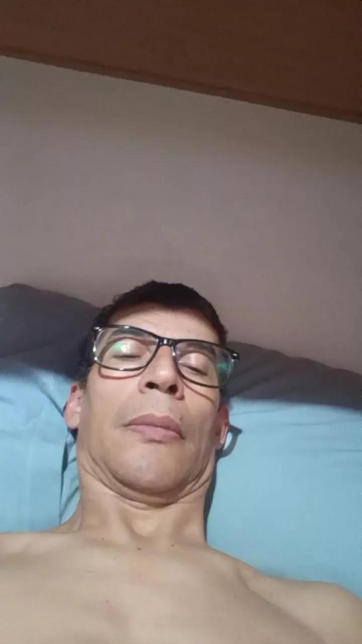 Antonyoluiz on Cam4 