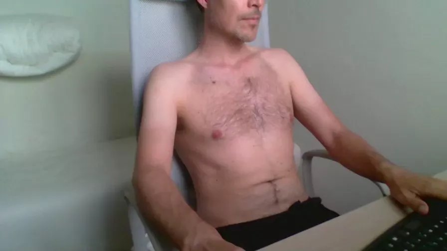 Offline aragon99 on Cam4