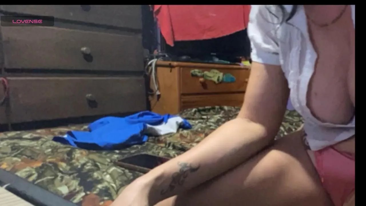 Offline ashlygold on Cam4