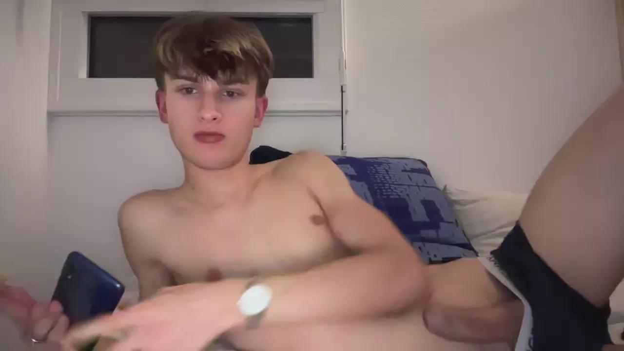 aydenhugo on Cam4 