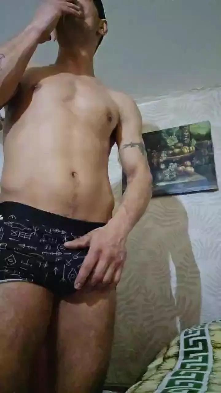 baby052 on Cam4 