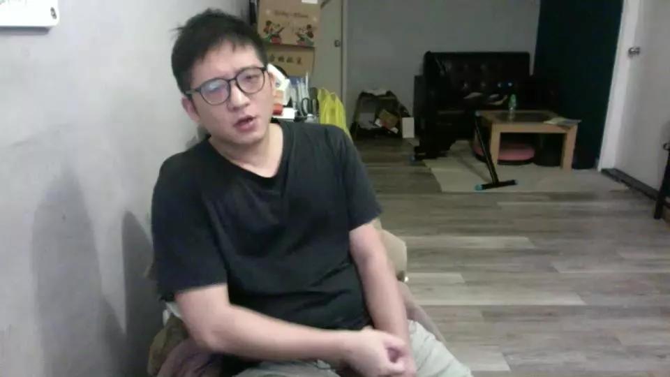 bart_jam on Cam4 