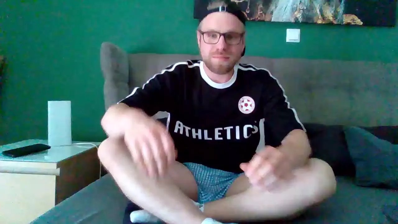 Offline Bartfresse91 on Cam4