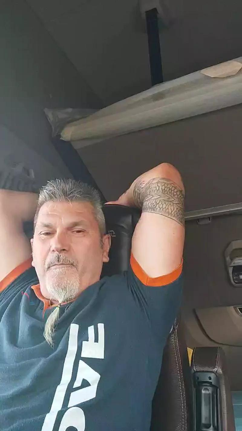 Batacchio70hot on Cam4 