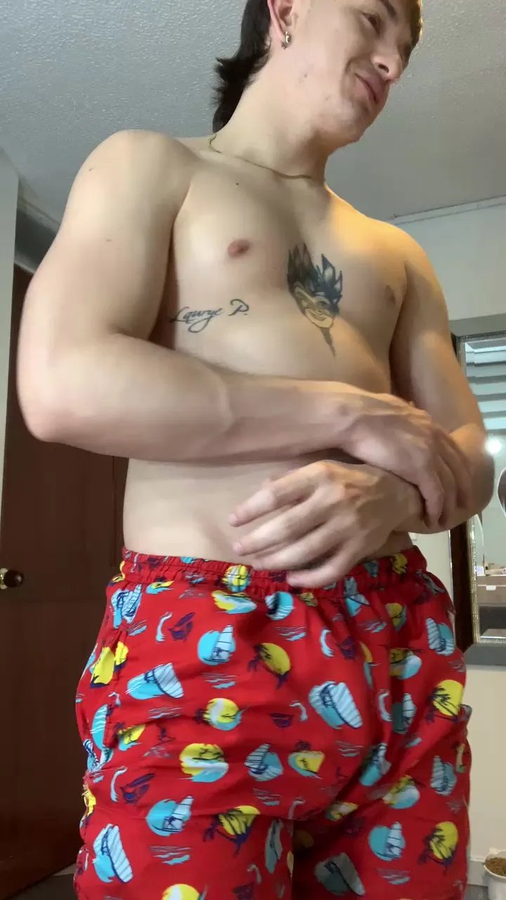 Offline Bayron_77 on Cam4