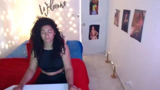 Bellacrespa on Cam4 