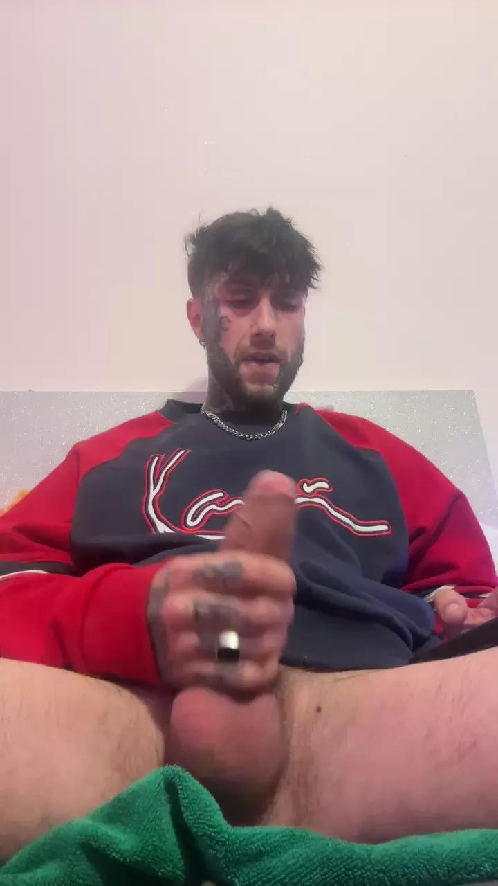 BigProfit95 on Cam4 