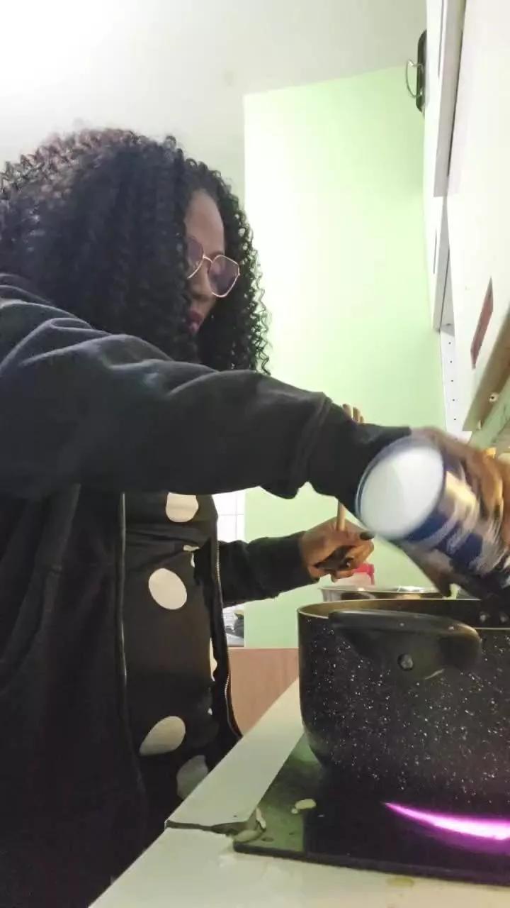 Blackjojo2 on Cam4 