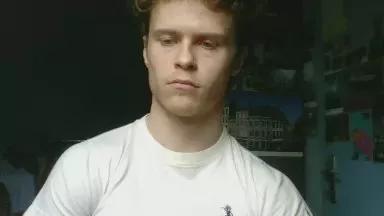 blondyguyyy on Cam4 