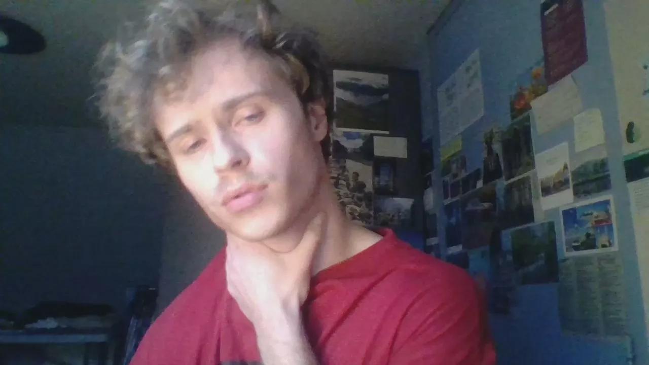 blondyguyyy on Cam4 