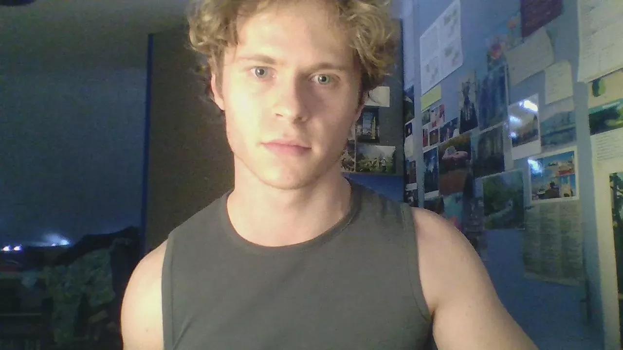 blondyguyyy on Cam4 