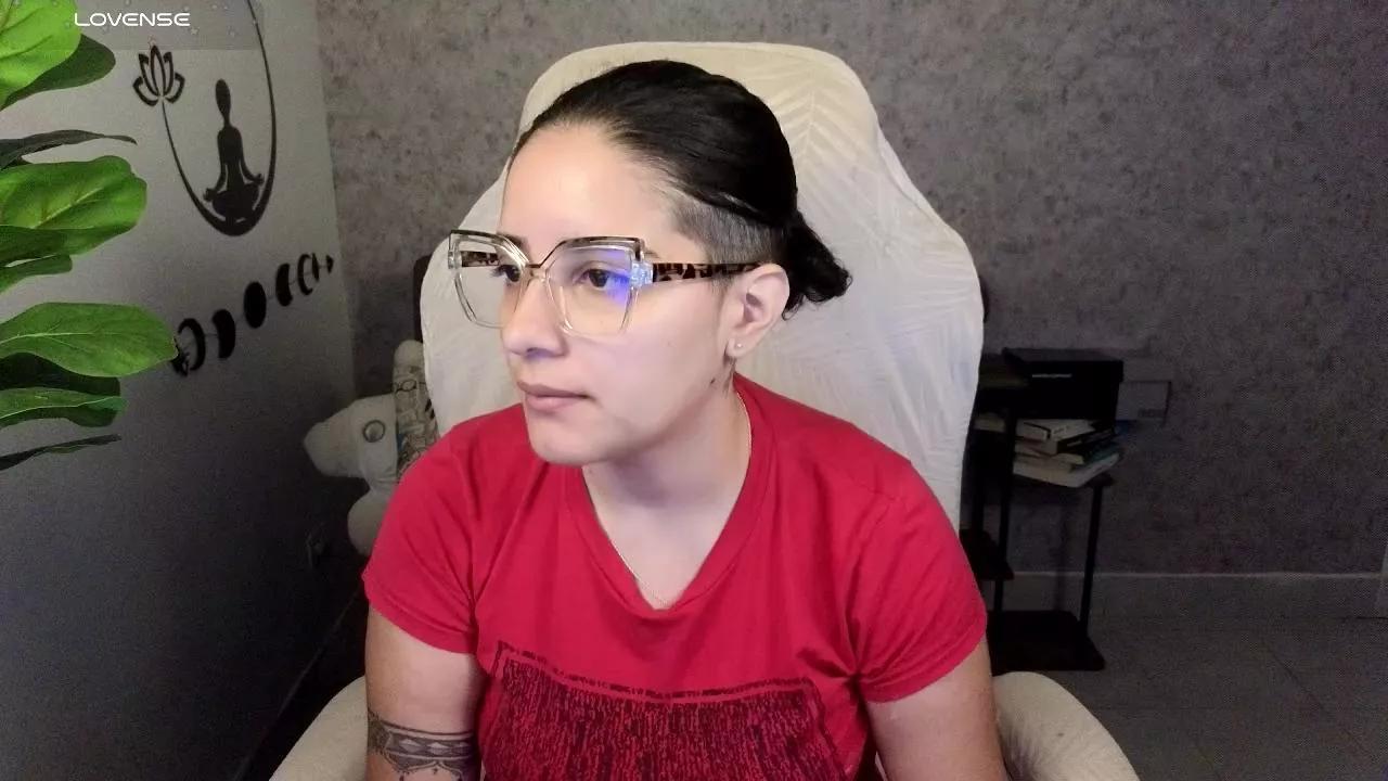 blue_moon_ on Cam4 