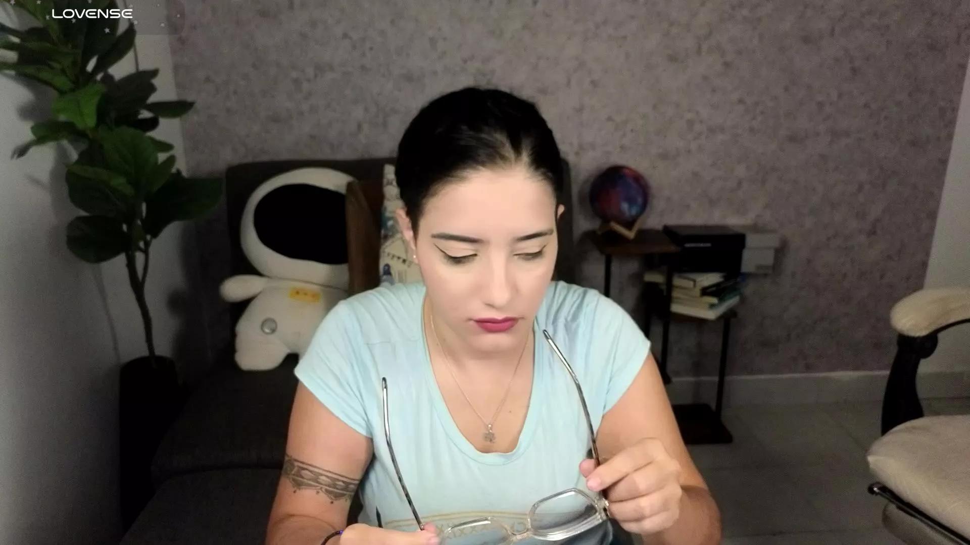 blue_moon_ on Cam4 