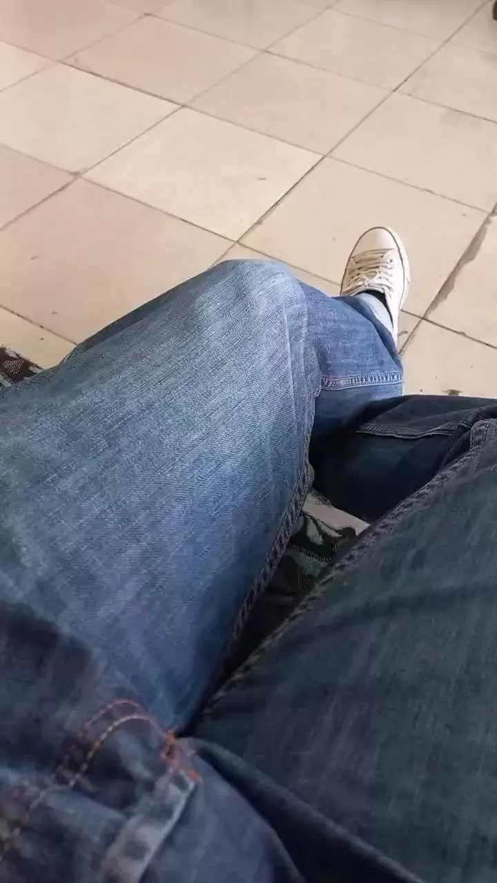 Offline Burroloco69 on Cam4