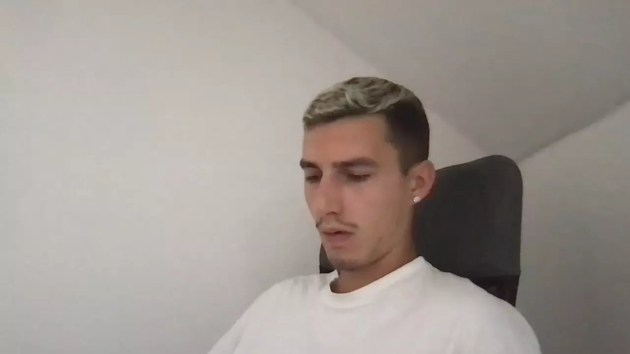 Offline C3king1 on Cam4