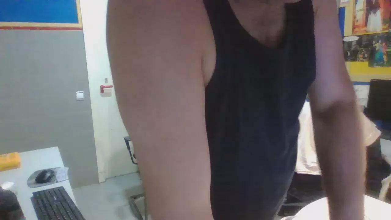 Camionmadrid on Cam4 