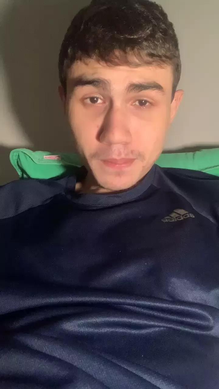 Carioca_Novinho on Cam4 