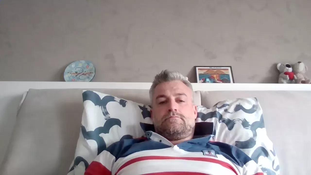 cavaliere1987 on Cam4 
