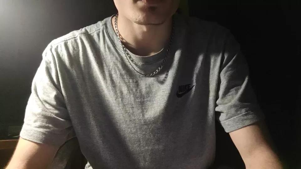 chavalgym21 on Cam4 