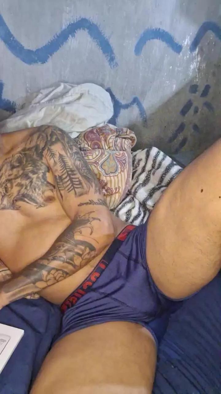 Chilenohh on Cam4 