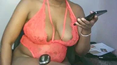 Choco_honey on Cam4 