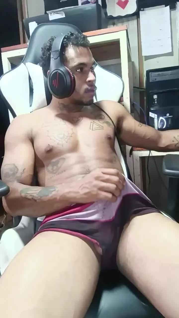 chocolategrande on Cam4 