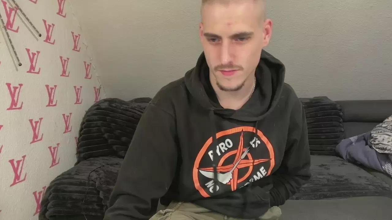 cookieboy88 on Cam4 