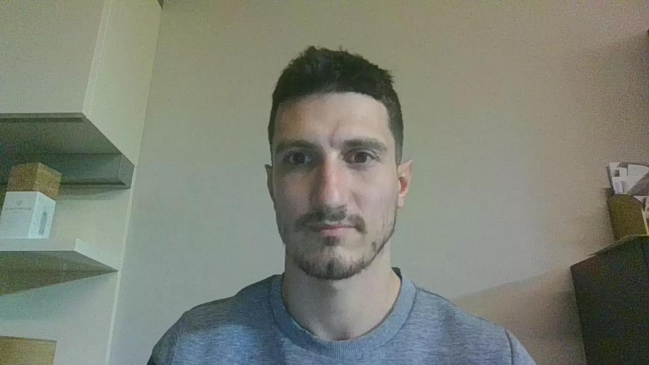 Crazyhorse21 on Cam4 