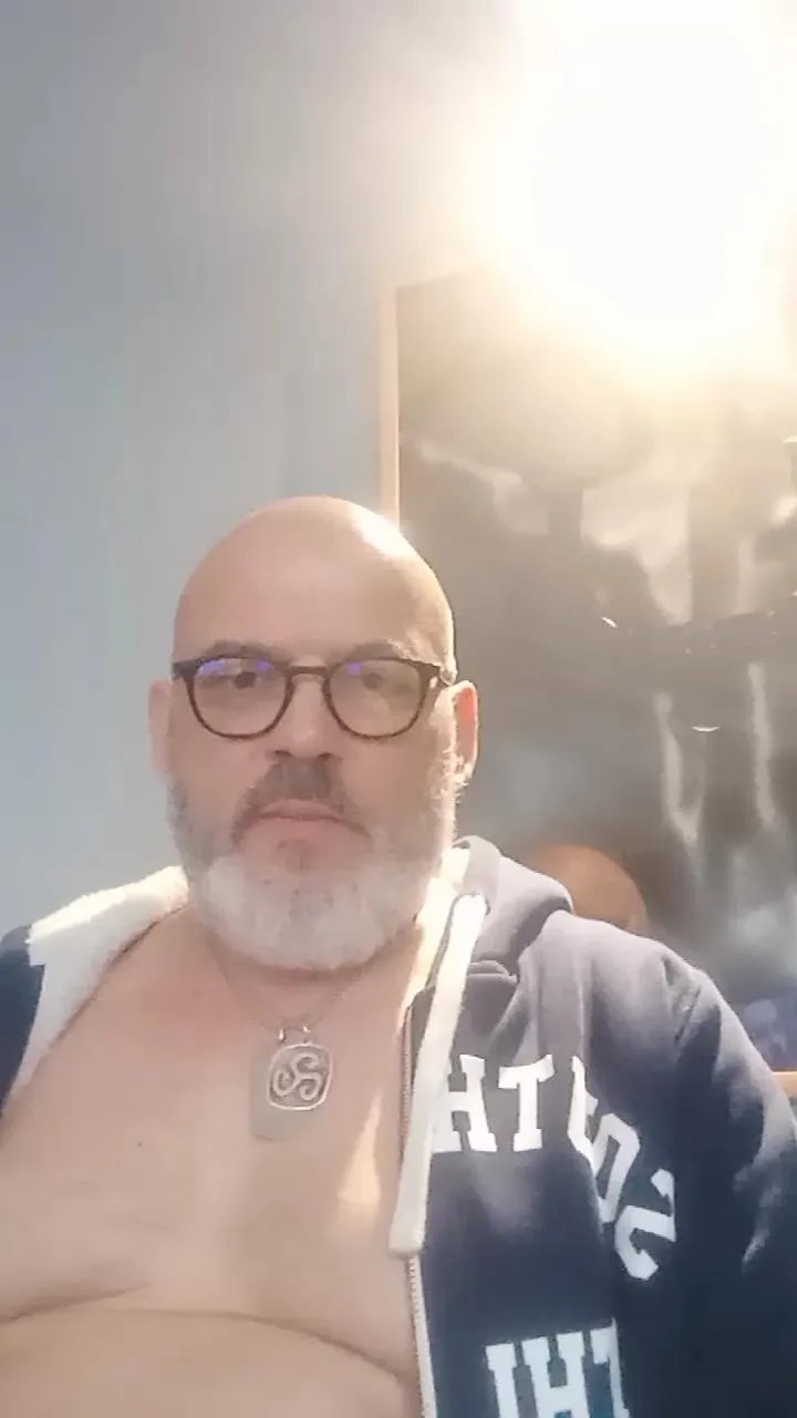 Offline D4DLou1sX on Cam4