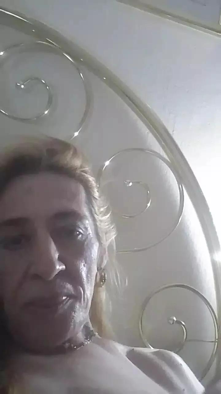 Daniela7145 on Cam4 