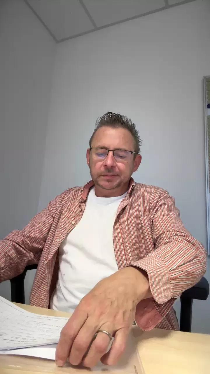 DaveBraun on Cam4 