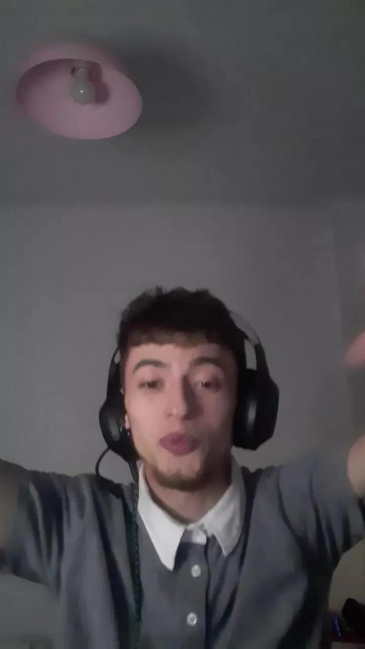 Dickandmorffi on Cam4 