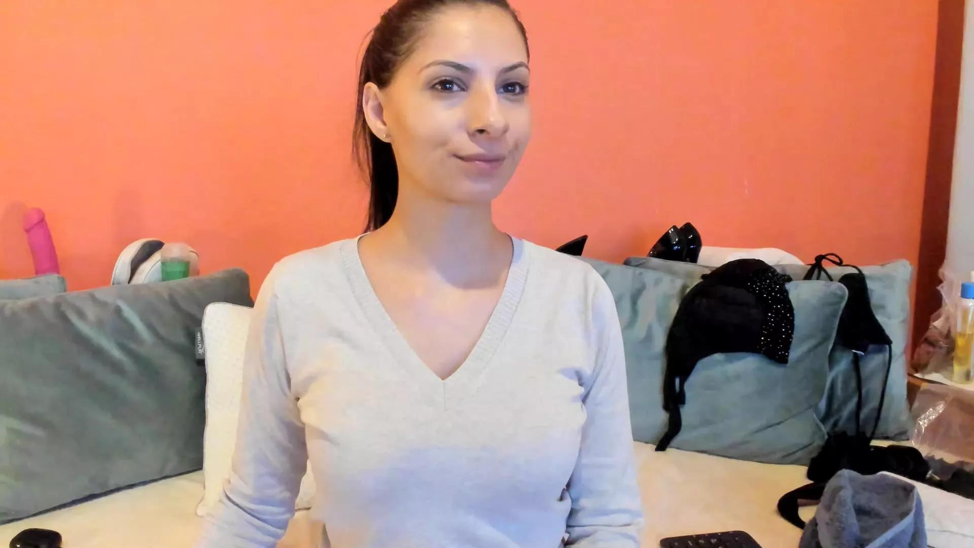 DirtyBya on Cam4 