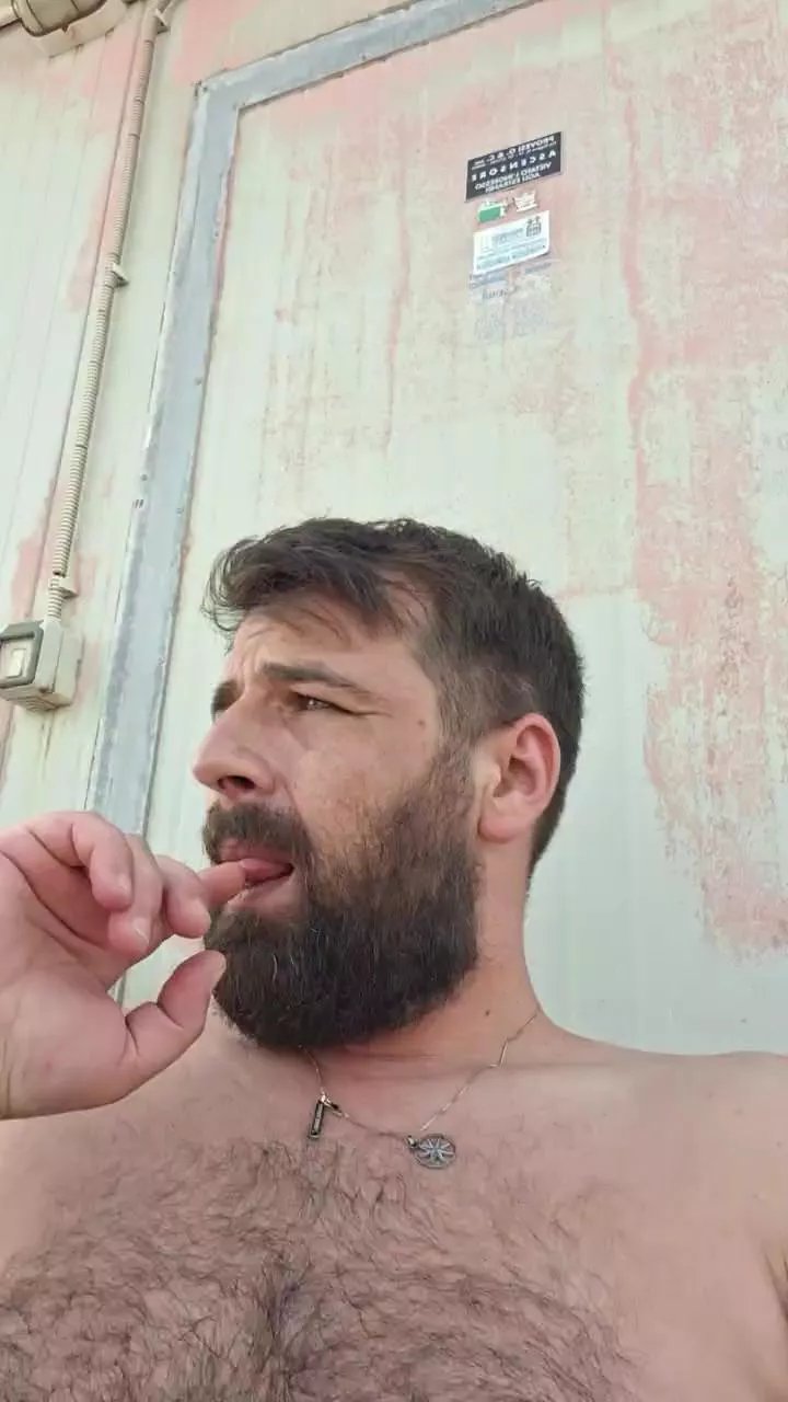 Offline dongabriel9 on Cam4