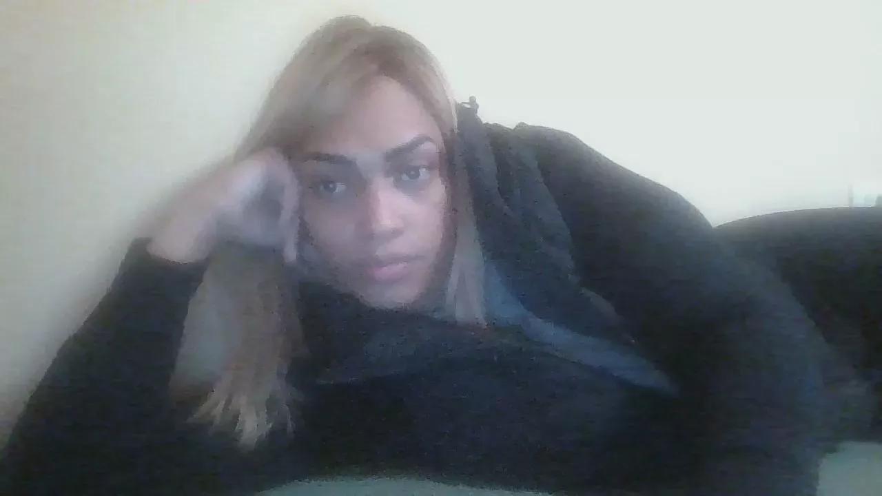 ekpvega on Cam4 