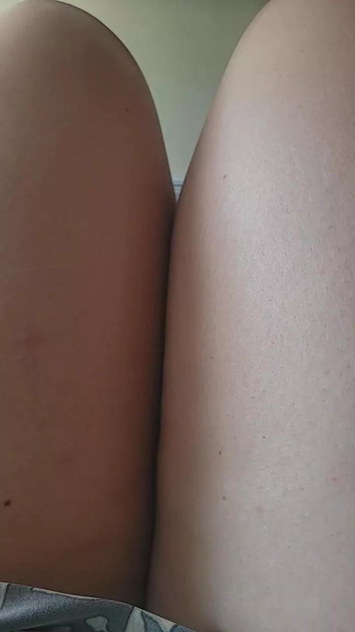 Elka__pinedu45 on Cam4 