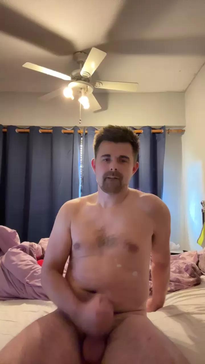 Eveningfun93 on Cam4 