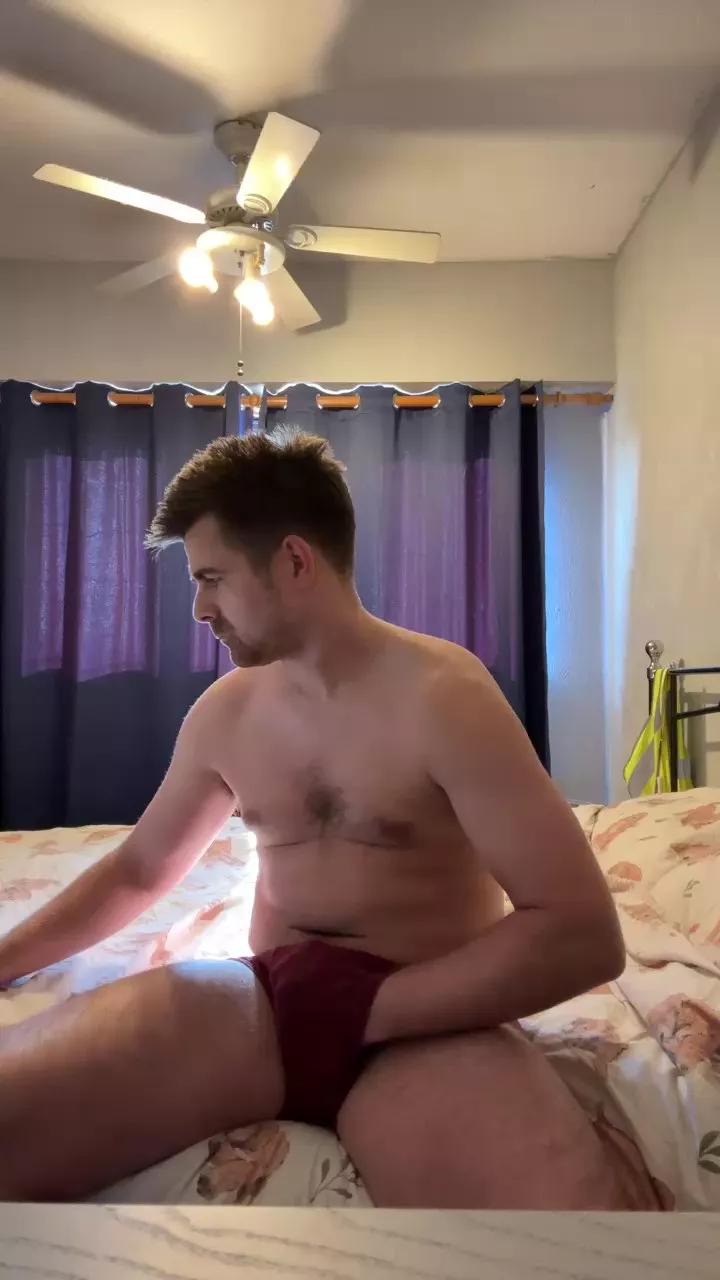 Eveningfun93 on Cam4 