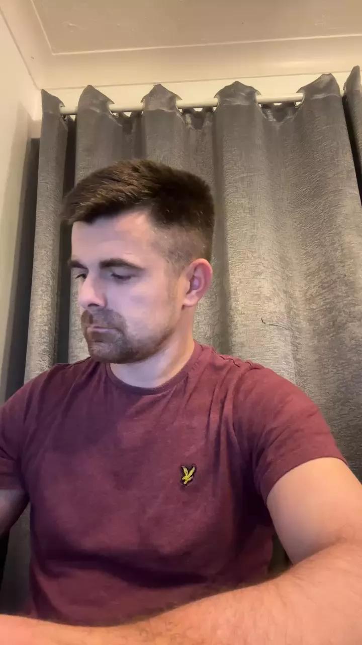 Eveningfun93 on Cam4 