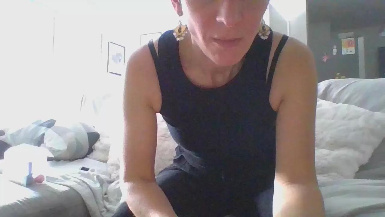 exhibicoquine on Cam4 