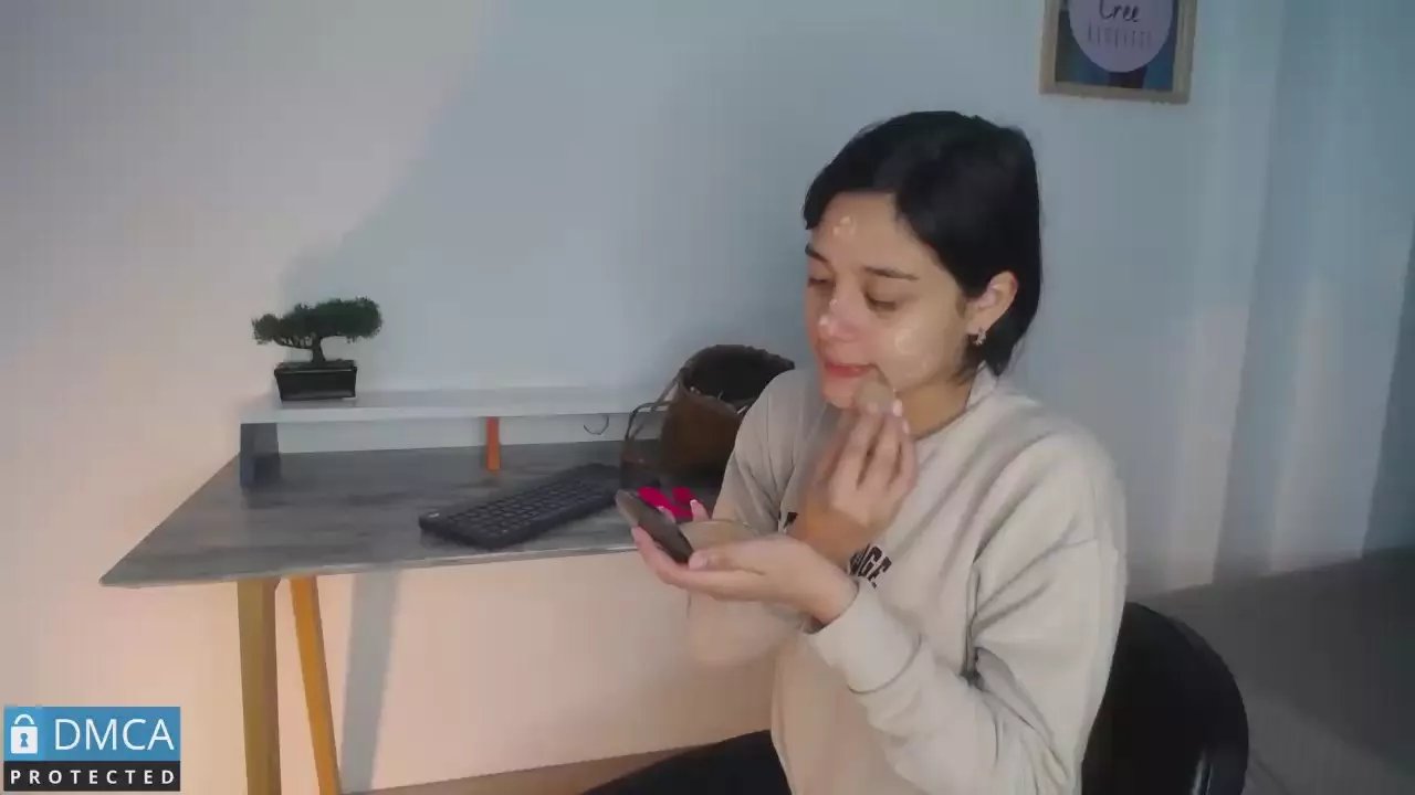 Offline floriamyjazmin on Cam4