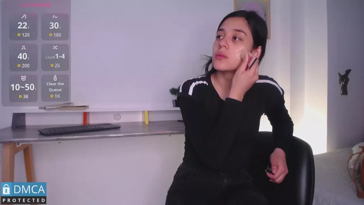 Offline floriamyjazmin on Cam4