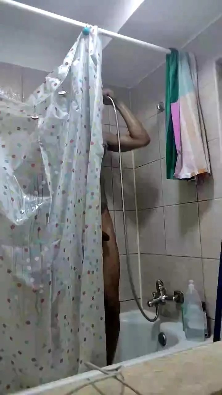 Offline Francopolo23xxl on Cam4