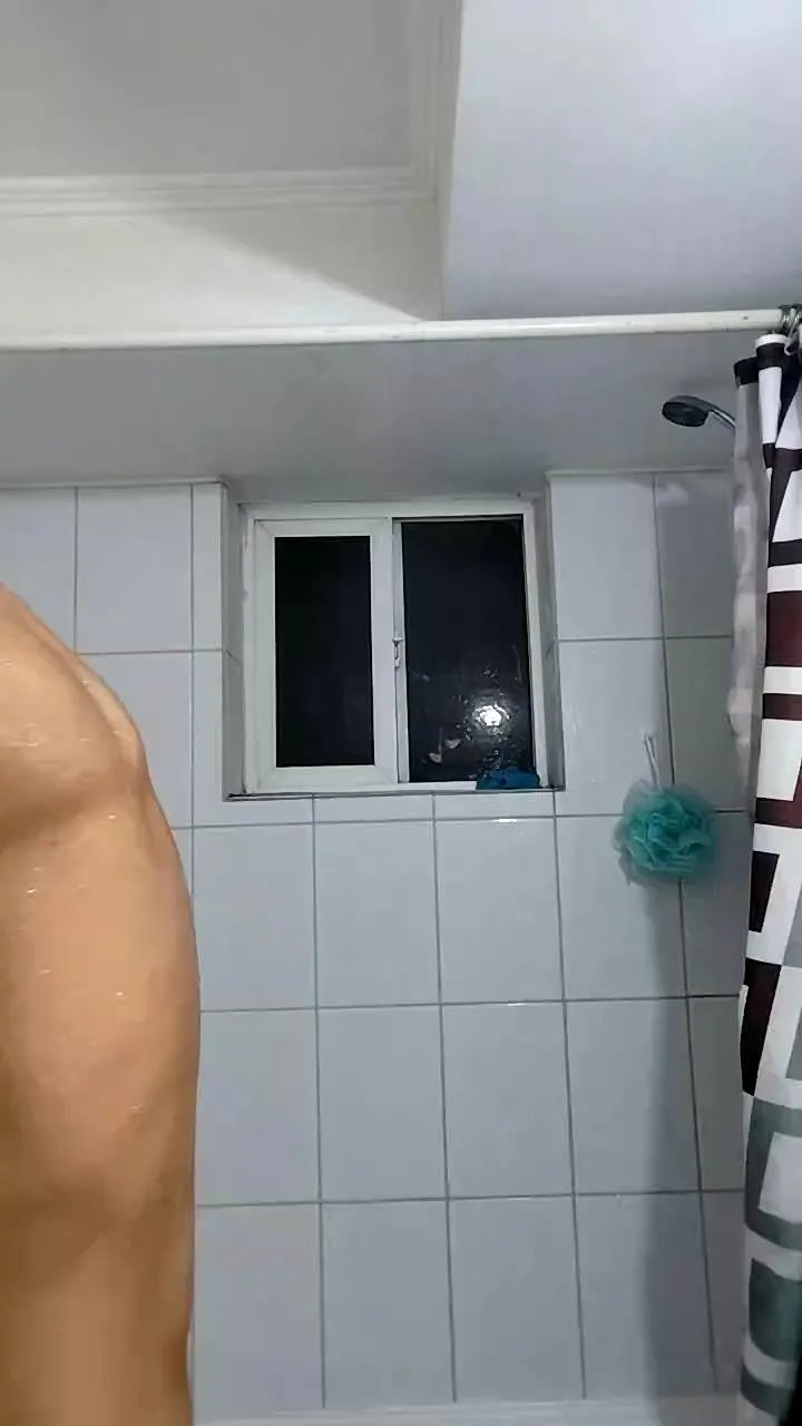 Offline Francopolo23xxl on Cam4